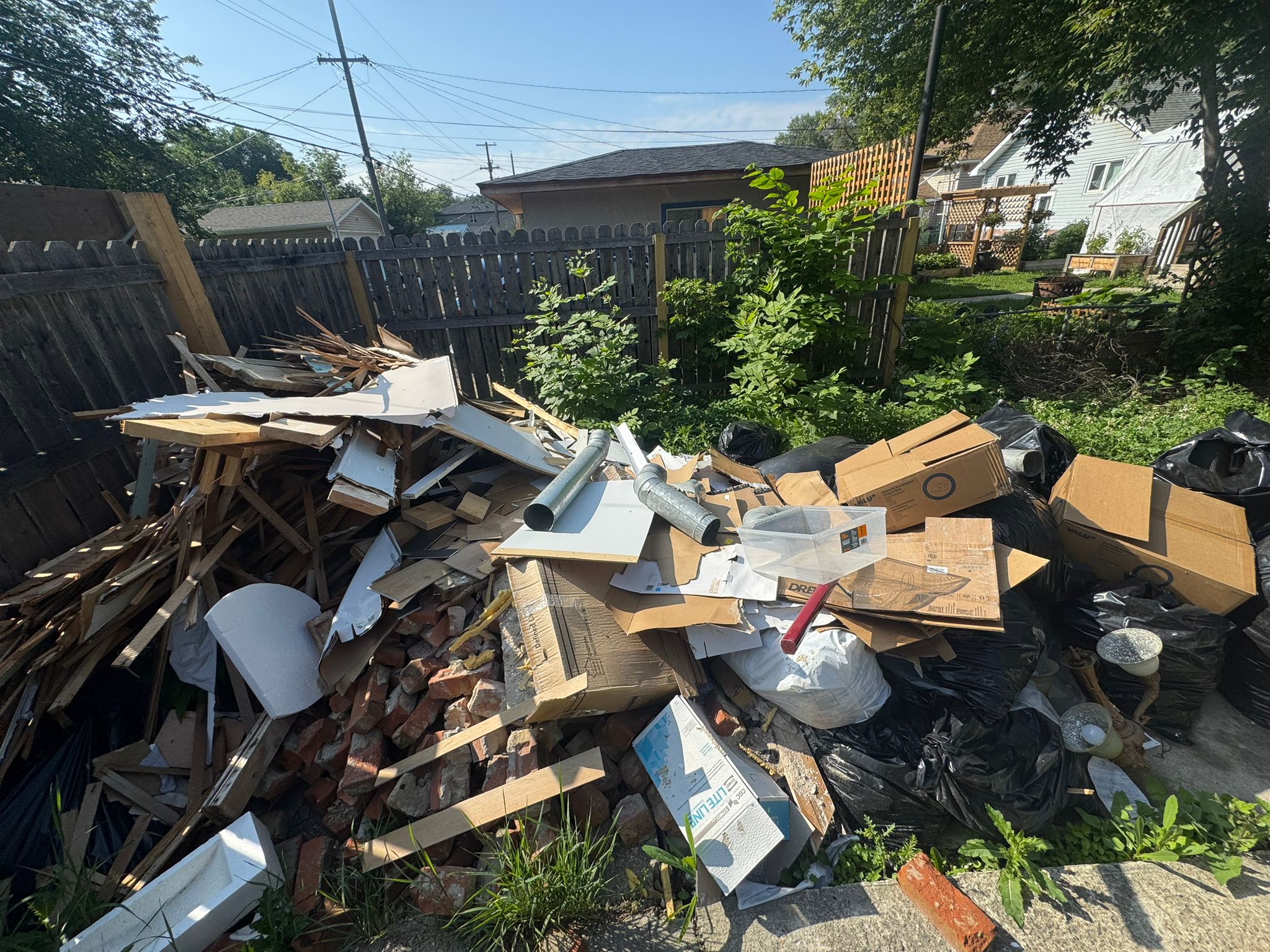 Junk Masterz | Estate & Foreclosure Cleanouts: What to Expect After Listing a Home in Alberta