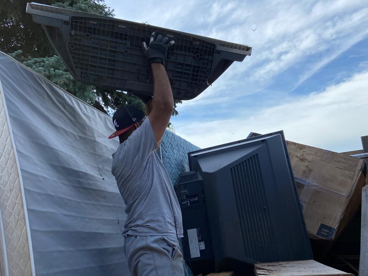 Junk Masterz | How Appliance Removal in Edmonton Works: What to Expect Junk Masterz | How Appliance Removal in Edmonton Works: What to Expect