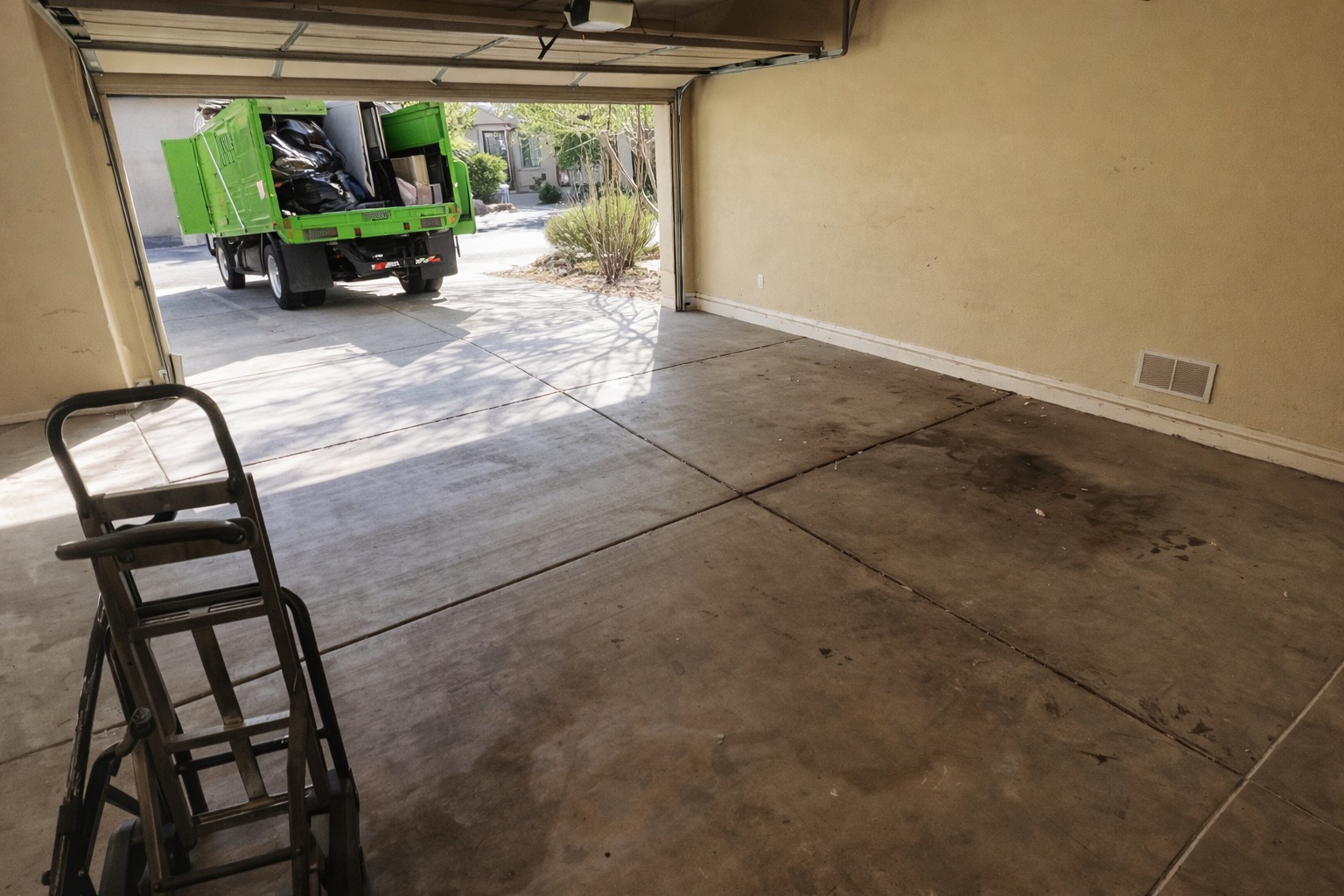 Junk Masterz | Edmonton Winter Garage Cleanout: Make Room for Vehicles Winter Garage Cleanout in Edmonton